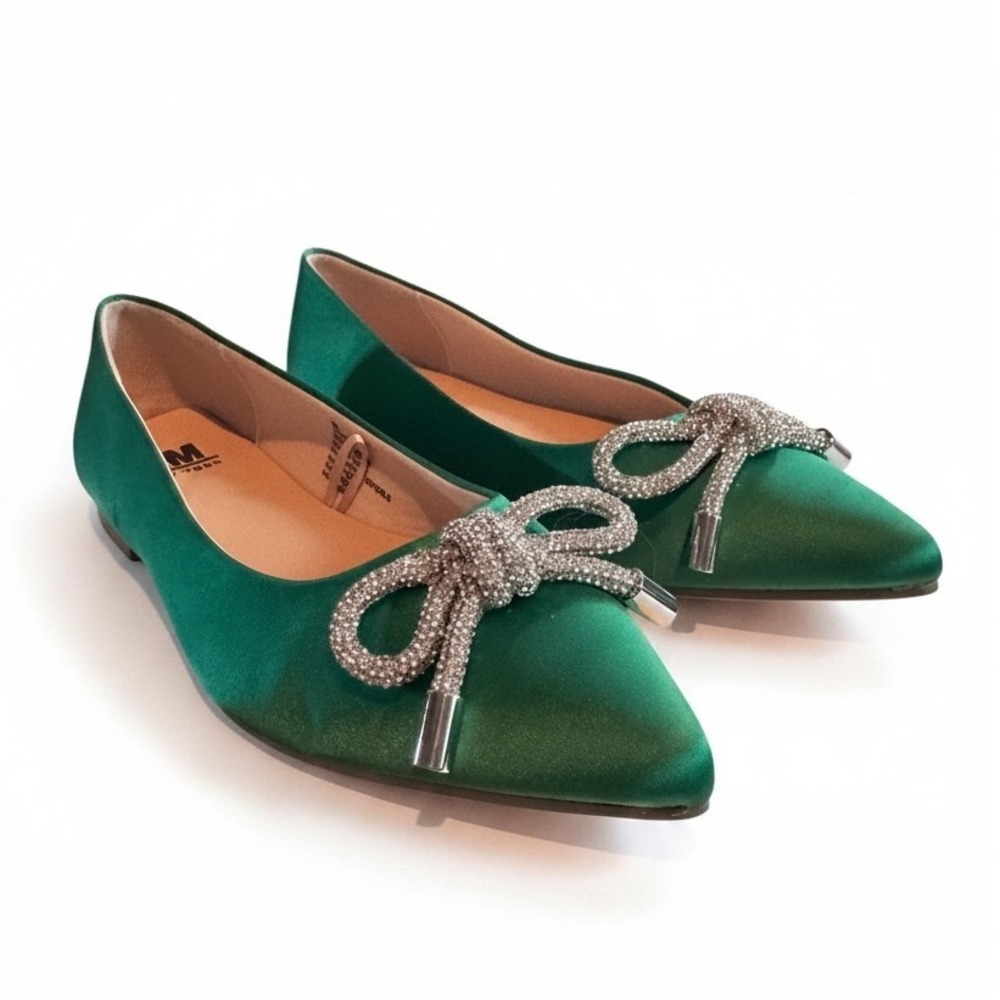 SM New York Della Flats 8 Green Satin Rhinestone Bow Pointed Toe Holiday Glam